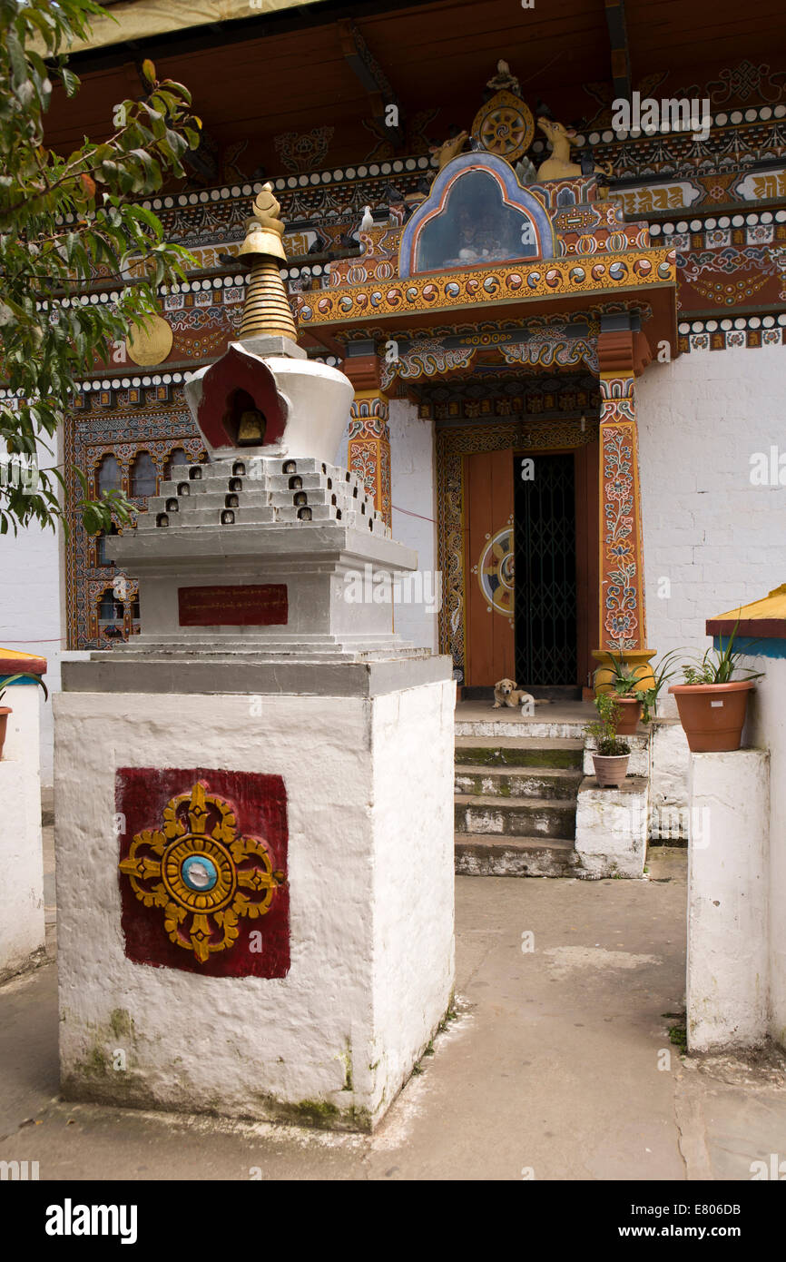 Bhutan, Kanglung, Thubten Choekhoring Shedra Zangdo Pelri Kloster Tempel Chorten am Eingang Stockfoto