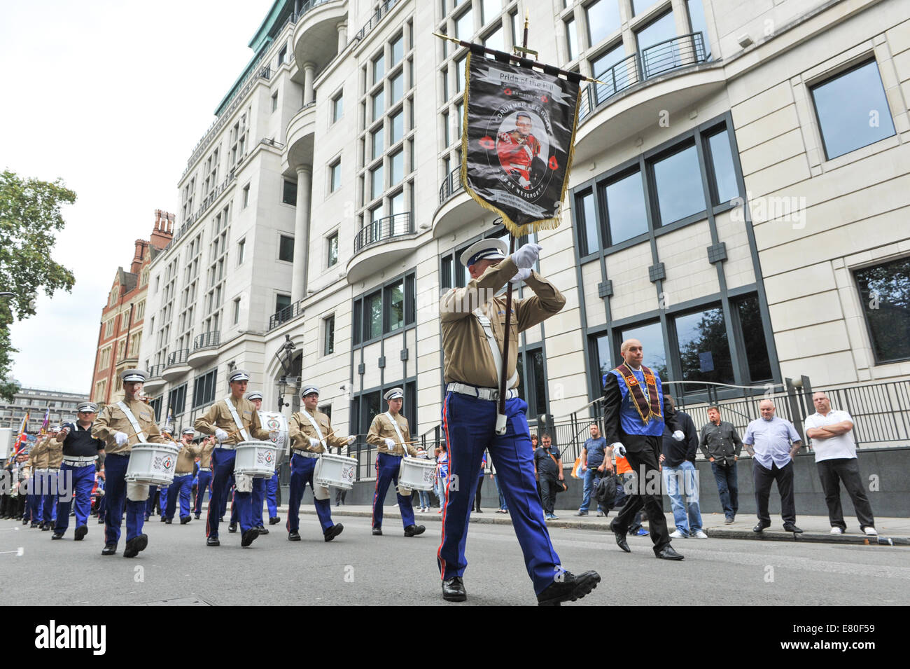 Tempel, London, UK. 27. September 2014. Londons Ulster Tag zum Gedenken an den großen Krieg 1914-1918, mit einer Parade durch London legen Kränze am Ehrenmal Credit: Matthew Chattle/Alamy Live News Stockfoto