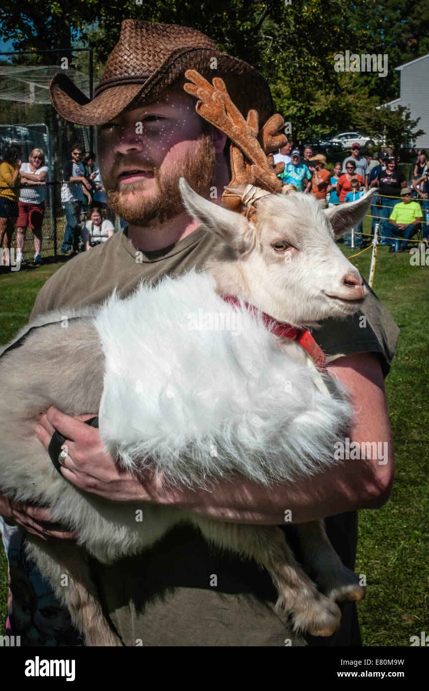 Falmouth, Pennsylvania, USA.  Läuft der Ziegen, jährlich an den Gouverneur Ställe Park, Falmouth, PA Stockfoto