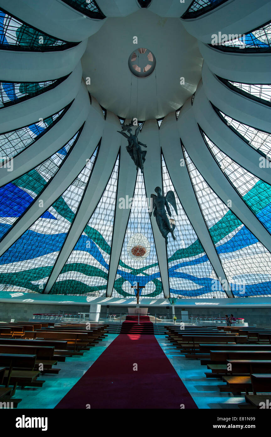 Glasmalerei in der Metropolitan Kathedrale von Brasília, Brasília, Brasilien Stockfoto