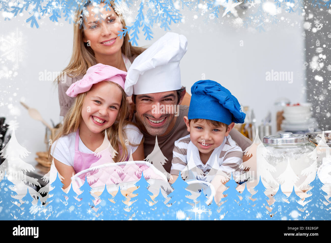 Familie backen Kekse in der Küche Stockfoto