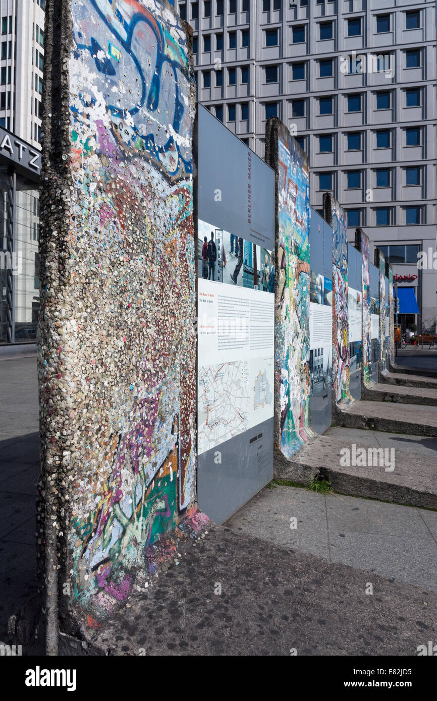 Deutschland, Berlin, Potsdamer Platz, ehemalige innerdeutsche Grenze, Teile der Mauer, Denkmal Stockfoto