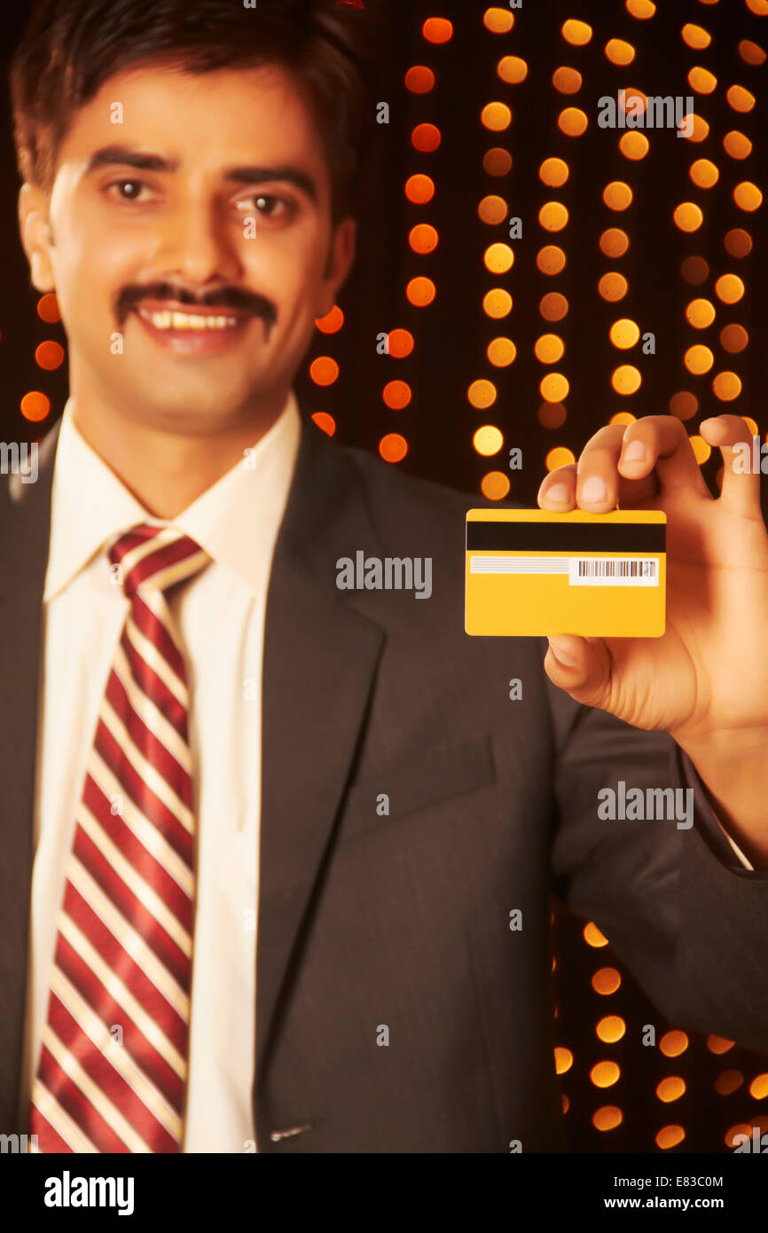 indische Diwali Festival Geschäftsmann mit Kreditkarte Stockfoto