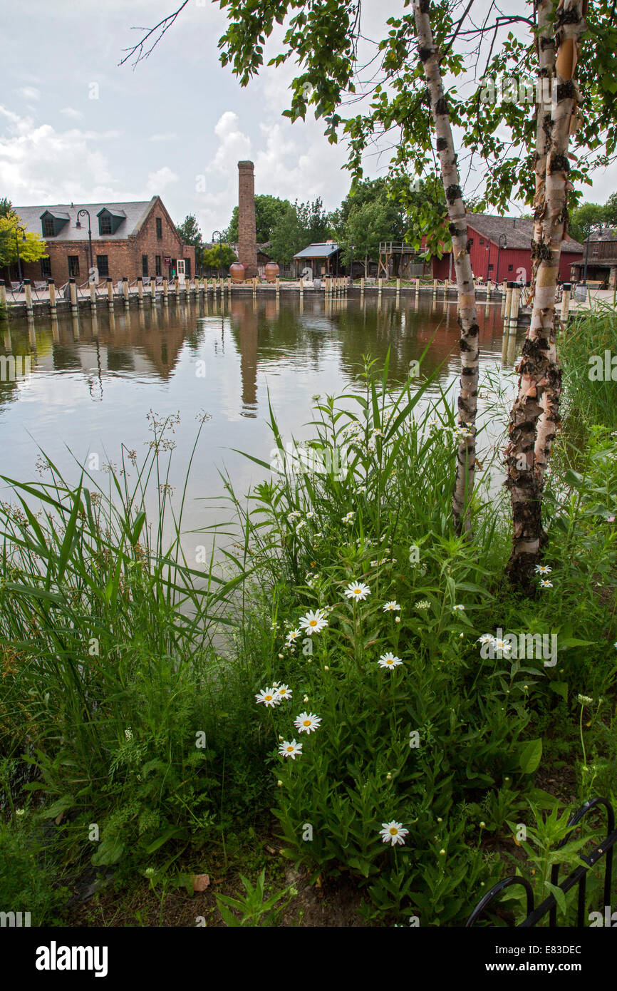 Dearborn, Michigan - Stony Creek Mühlenteich im Greenfield Village. Stockfoto