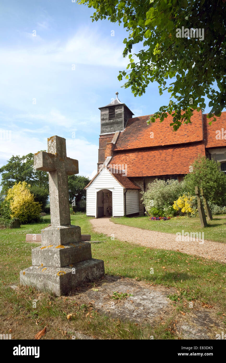 Eine englische Land Dorfkirche; St Marys an Buttsbury Essex, UK Stockfoto