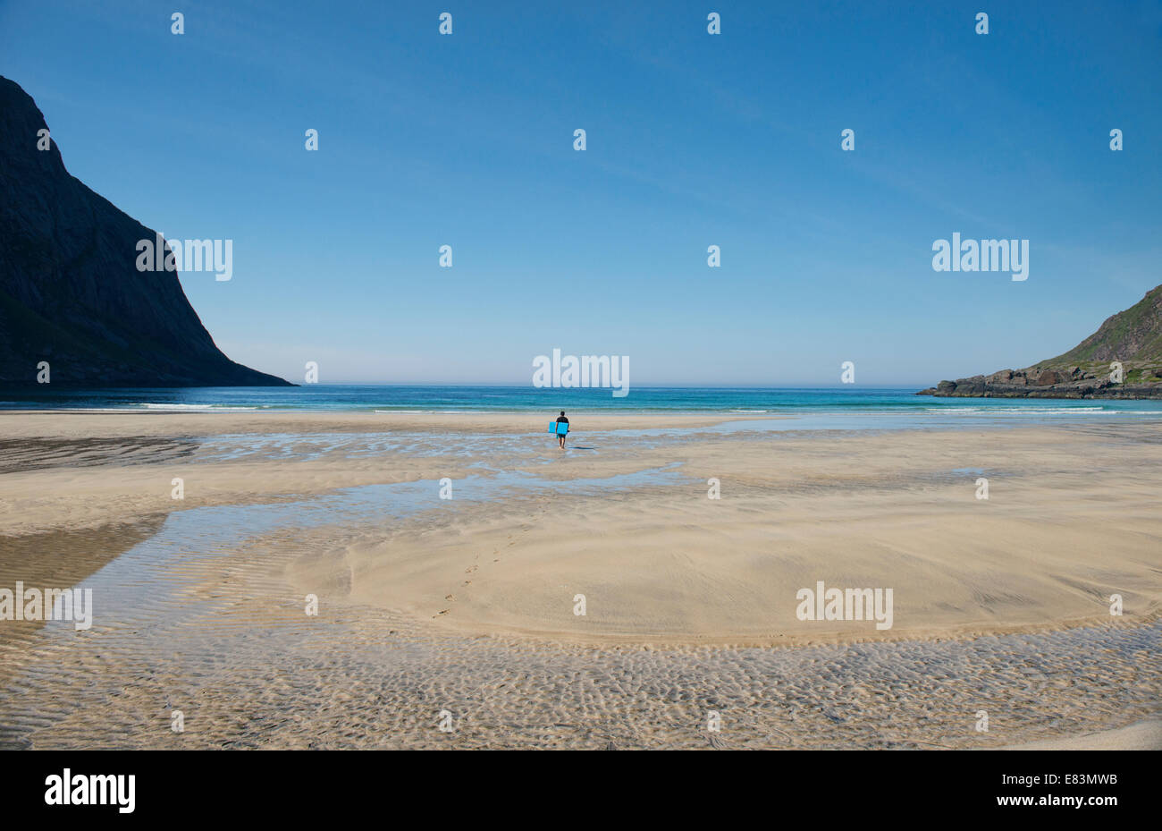 die Schönheit der Einsamkeit, Horseid Strand auf den Lofoten, Norwegen Stockfoto