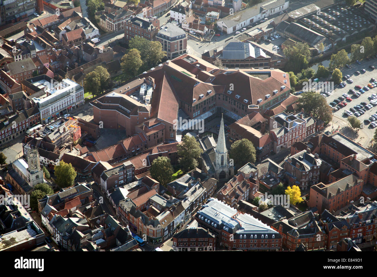 Luftaufnahme des Coppergate Zentrums und Jorvik Center in York, England, UK Stockfoto