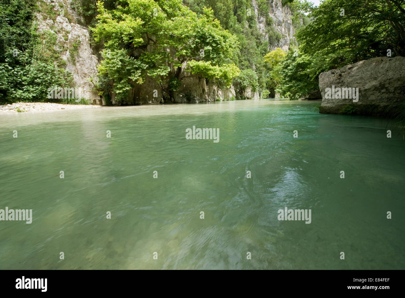 im Fluss Acheron in Epirus in Griechenland Stockfoto