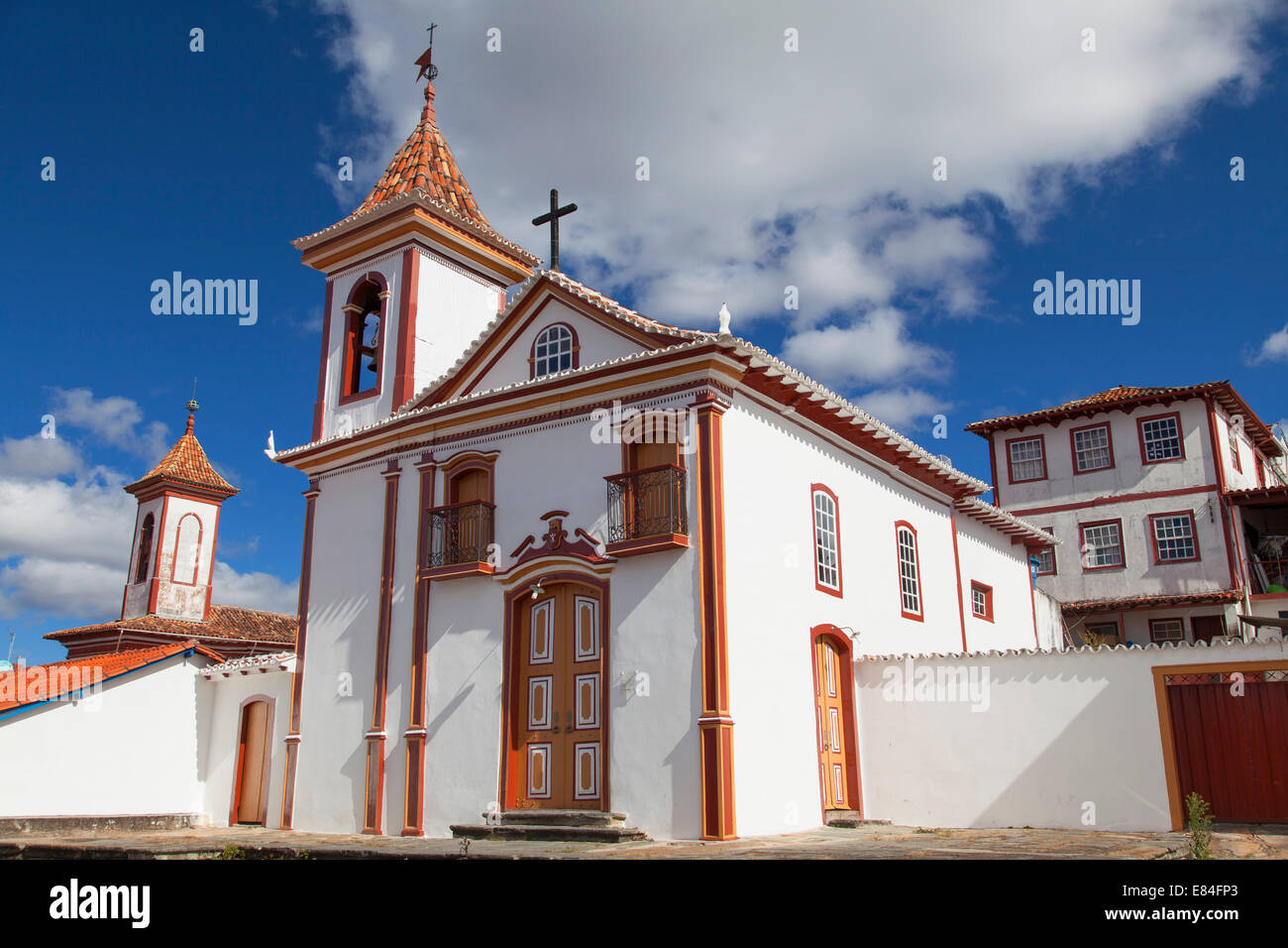 Kirche von Nossa Senhor Bonfim, Diamantina (UNESCO-Weltkulturerbe), Minas Gerais, Brasilien Stockfoto