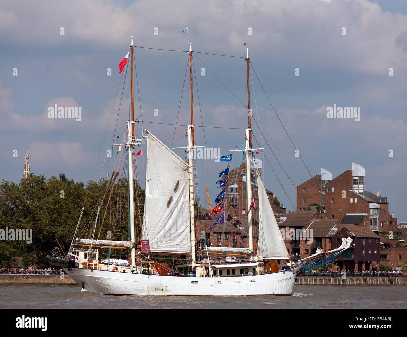 Die Kapitan Borchardt, Teilnahme an der Parade der Verkauf, während die hohen Schiffe Festival, Greenwich. Stockfoto