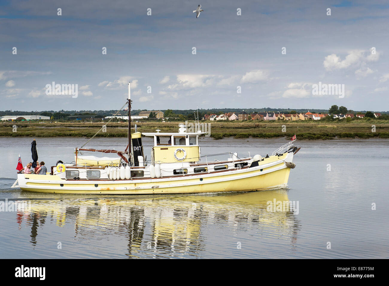 Ein kleines Schiff Valentine am Fluss Blackwater in Essex. Stockfoto