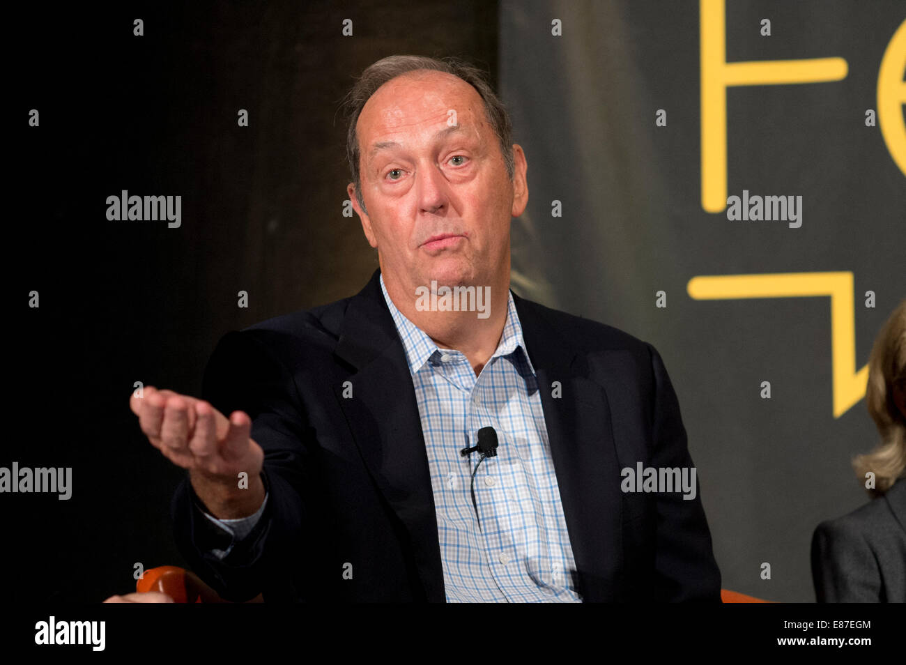 Der ehemalige US-Senator Bill Bradley, D - New Jersey, NBA Hall of Fame und Olympiasieger, spricht im Rahmen einer Keynote-Panels auf die Politik Stockfoto
