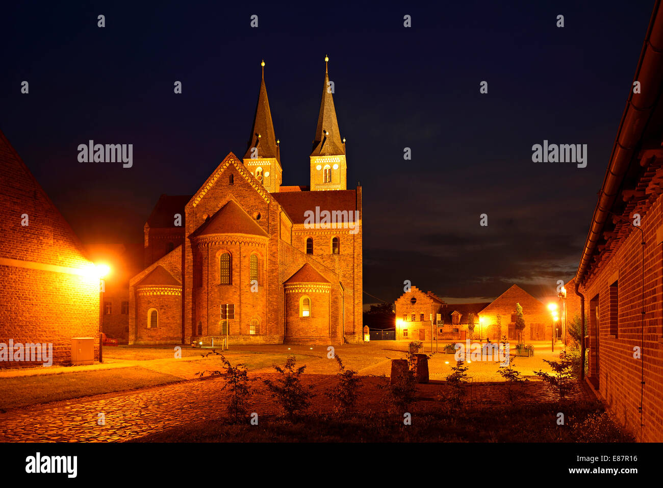 Kreuzgang jerichow Fotos und Bildmaterial in hoher Auflösung Alamy