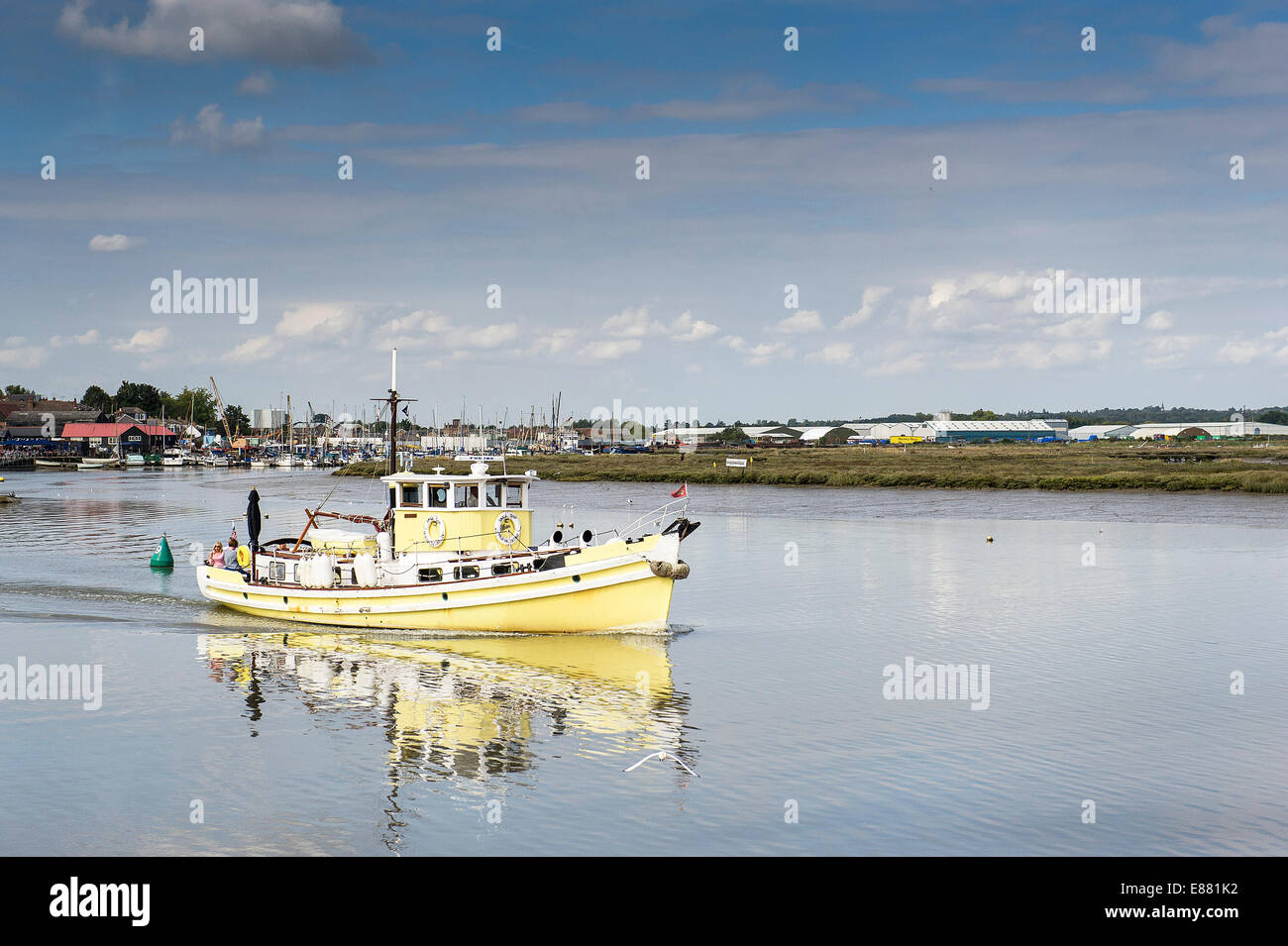 Kleines Schiff (HLD) Valentine verlassen die Quay in Maldon Hythe auf dem Blackwater River in Essex. Stockfoto