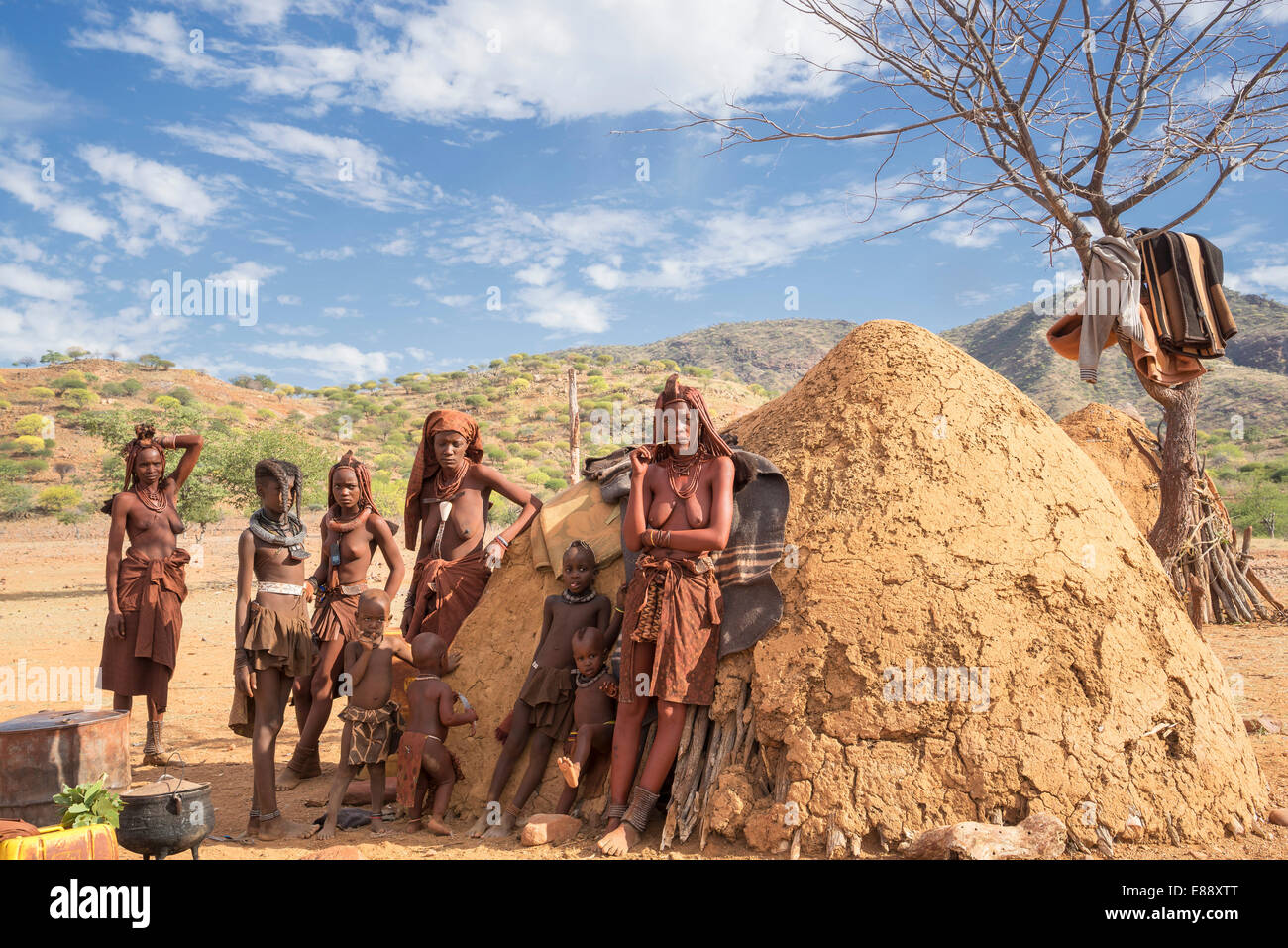 Himba Leute, Kaokoland, Namibia, Afrika Stockfoto