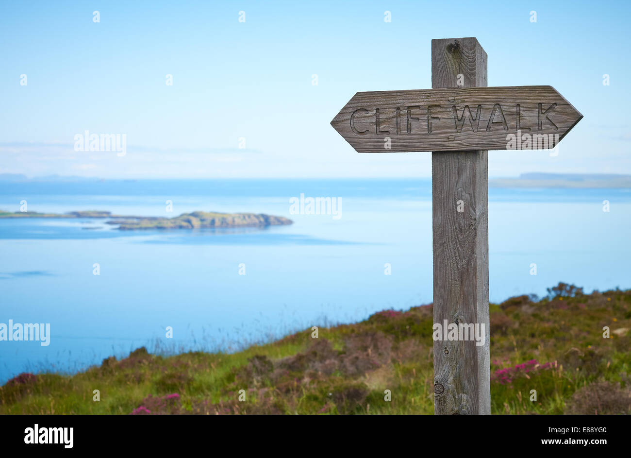 Top Klippenweg Zeichen auf der Isle Of Skye, Schottisches Hochland, Schottland. Stockfoto