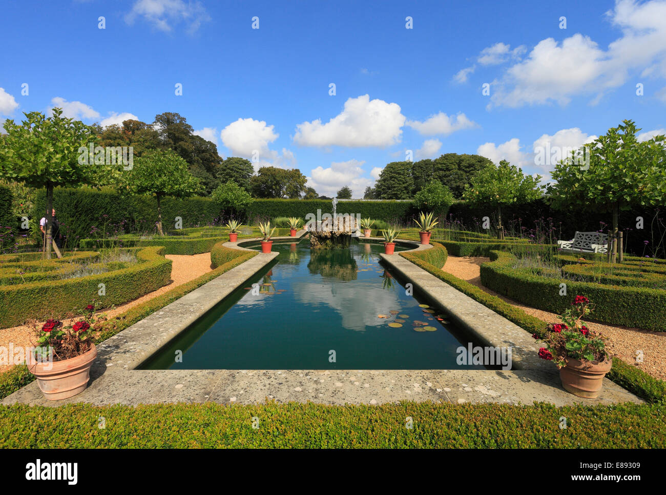 Wassergarten in den Gärten bei Houghton Hall, Norfolk, England, UK. Stockfoto