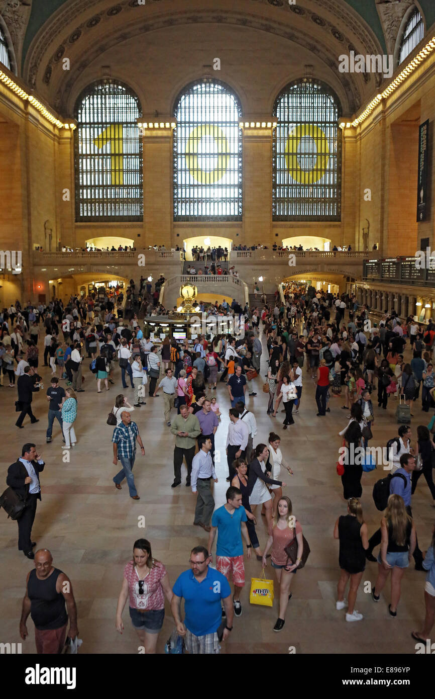 New York City, Vereinigte Staaten, Menschen in der Grand Central concourse Stockfoto