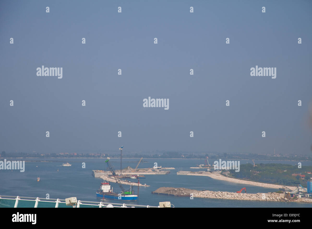 Lagune von Venedig und des Küstenschutzes wird konstruiert, um die Stadt vor Überschwemmungen zu schützen. Stockfoto