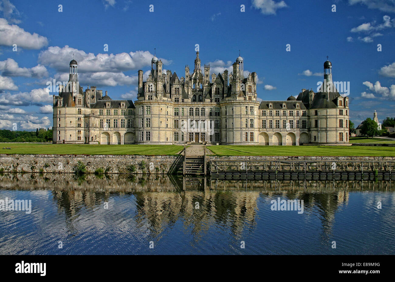 Chateau Chambord, Frankreich, Französisch, Reisen, Geschichte, Architektur, Sehenswürdigkeiten, Europa, Sommer, Schlösser, berühmten, Sehenswürdigkeiten, Stockfoto