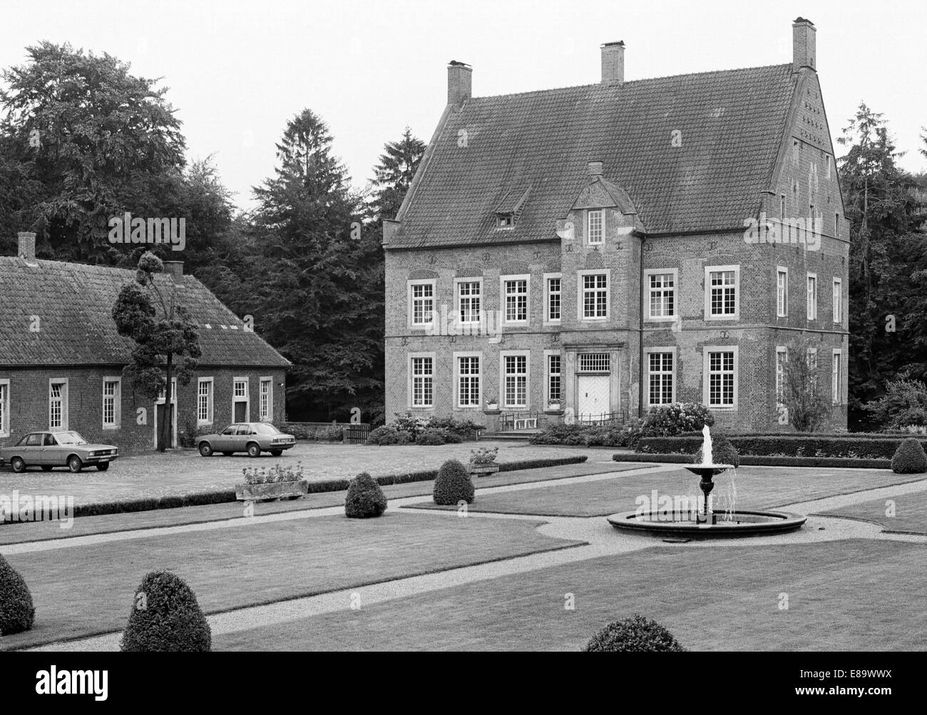 70er Jahre, D-Ochtrup, Vechte, Münsterland, Westfalen, Nordrhein Westfalen, NRW, D-Ochtrup-Welbergen, Grabenlöffel Schloss Haus Welbergen, Manor, Gärten Stockfoto