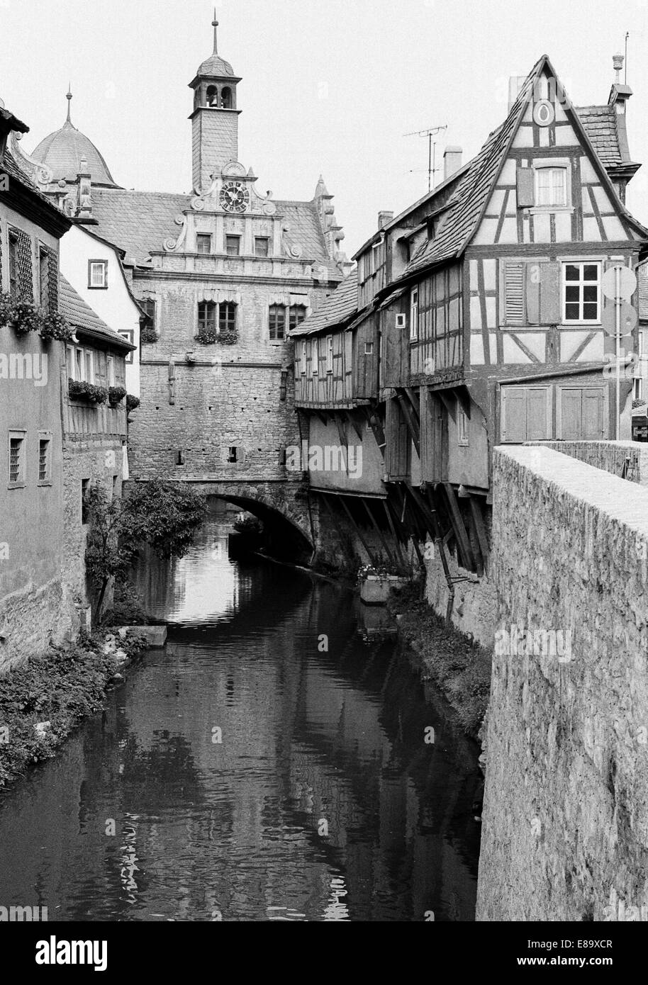 Achtziger Jahre, Malerwinkel, Maintor, Fachwerkhaeuser Und Breitbach in Marktbreit, Main, Unterfranken, Bayern Stockfoto