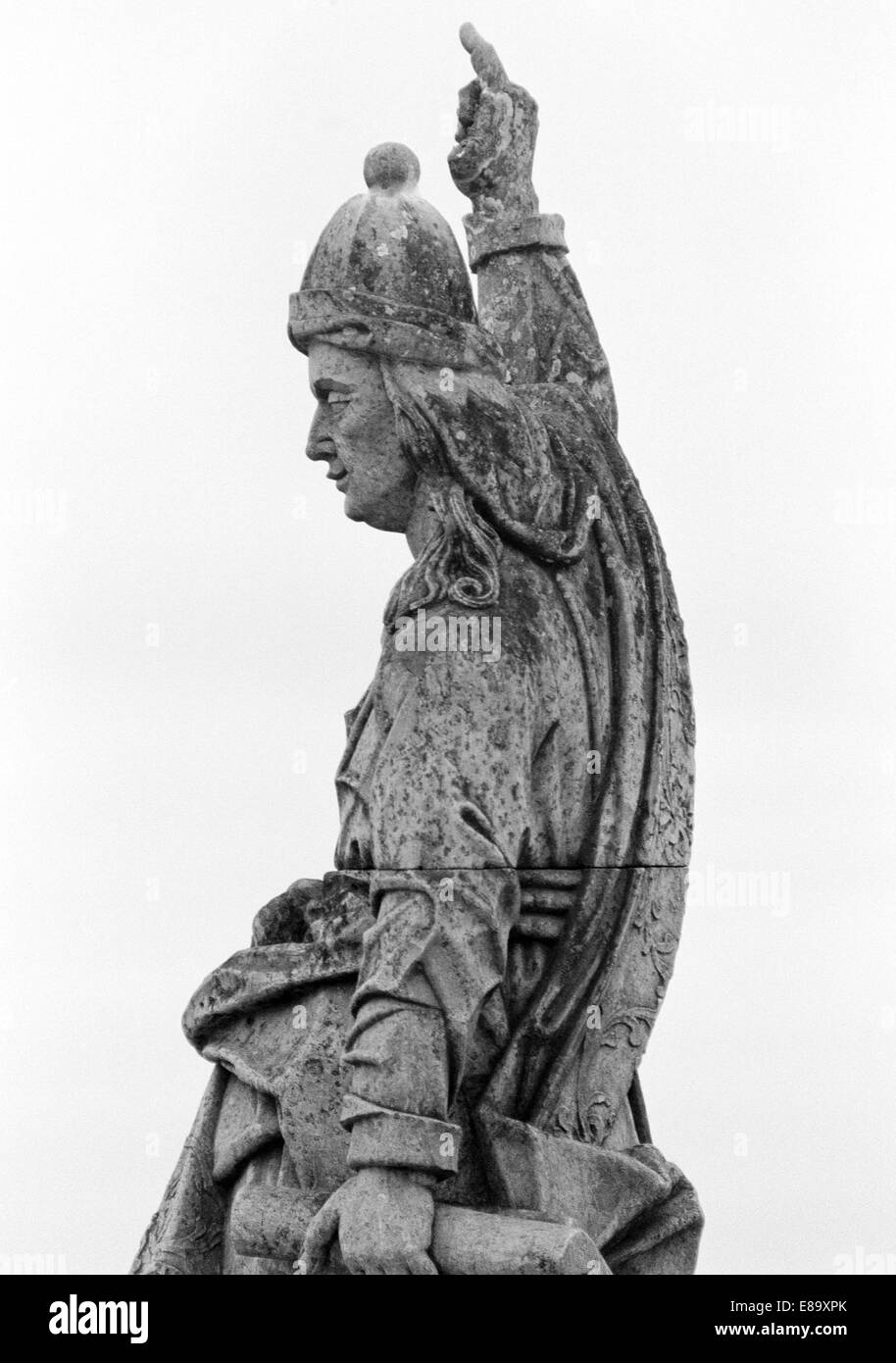 Achtziger Jahre, UNESCO Weltkulturerbe, Prophetenstatue von Aleijadinho der Wallfahrtskirche Bom Jesus de Matozinhos in Congonhas, Minas Gerais, Br Stockfoto