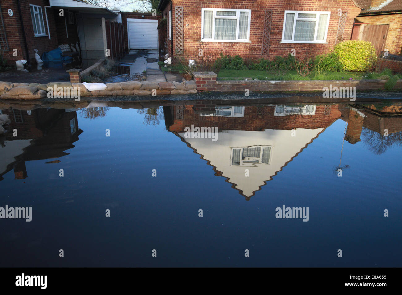 Überschwemmungen in Chertsey - Surrey 2014 Stockfoto