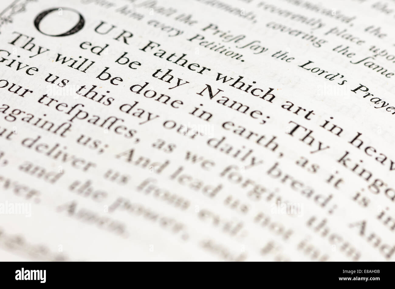 Das Vaterunser in einer sehr alten Version von Book Of Common Prayer (CofE) Stockfoto