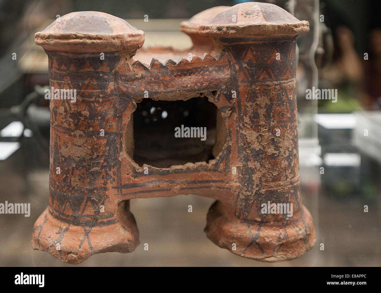 Italien Piemont Turin ägyptische Museum Räuchergefäß in Form von einem Roman Castle (Castrum) Terrakotta. Stockfoto