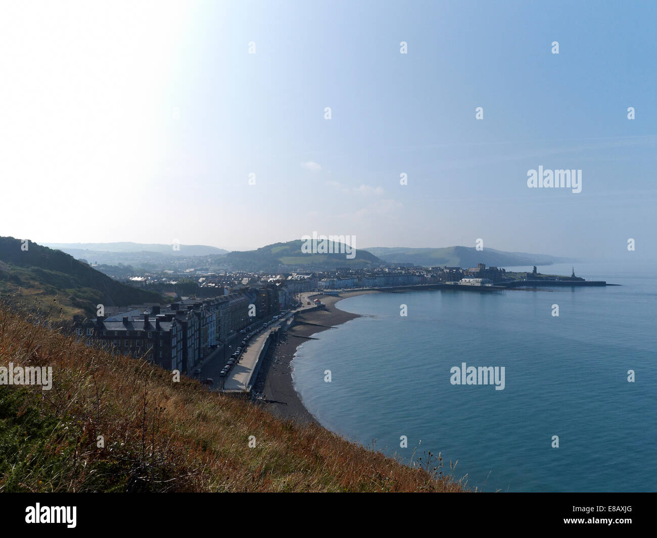 Am frühen Morgen Blick vom Constitution Hill in Richtung Aberystwyth Ceredigion Wales UK Stockfoto