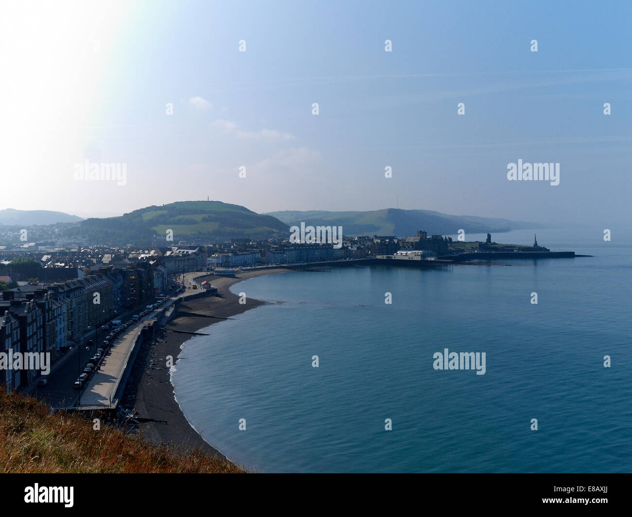Am frühen Morgen Blick vom Constitution Hill in Richtung Aberystwyth Ceredigion Wales UK Stockfoto