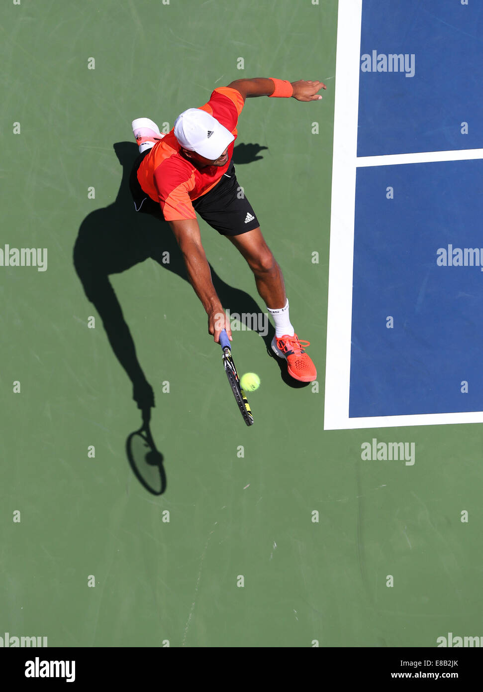 Jo-Wilfried Tsonga (FRA) in Aktion bei den Open 2014 in New York, USA. Stockfoto