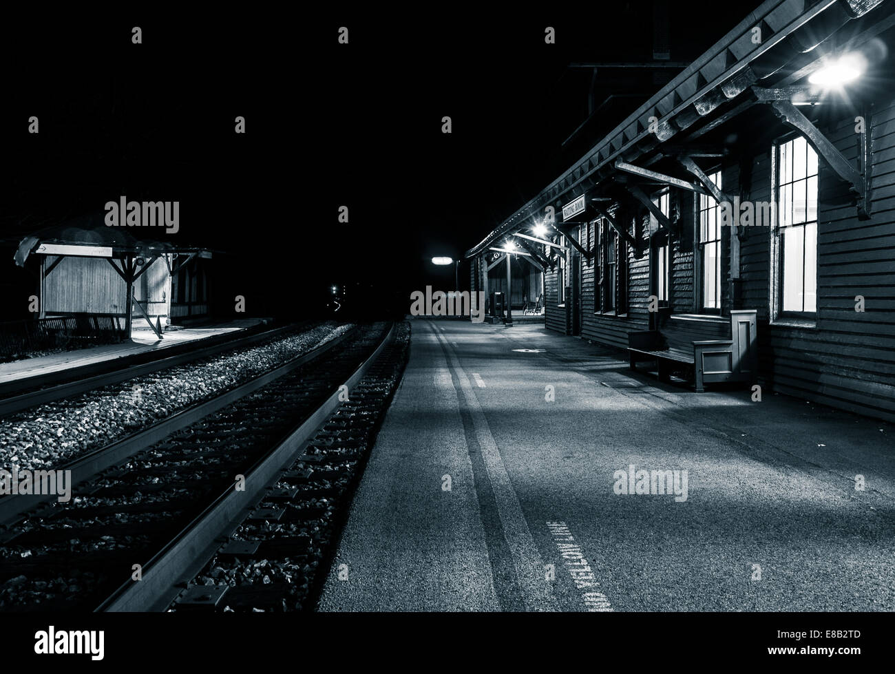 Der Bahnhof in der Nacht, Harpers Ferry, West Virginia. Stockfoto