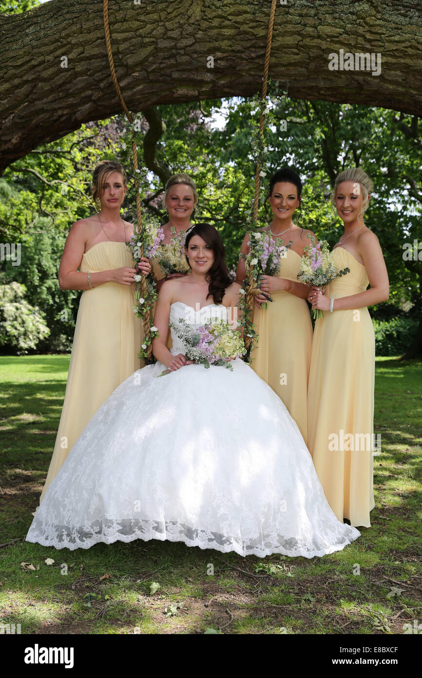 Hochzeit-UK, Braut, Bräutigam Stockfoto