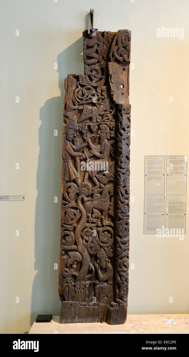 Daube Kirche Portal c.1200, Sigurd der Drachentöter, Museum für Kulturgeschichte, Universität Oslo, Oslo, Norwegen-140819 62438 Stockfoto
