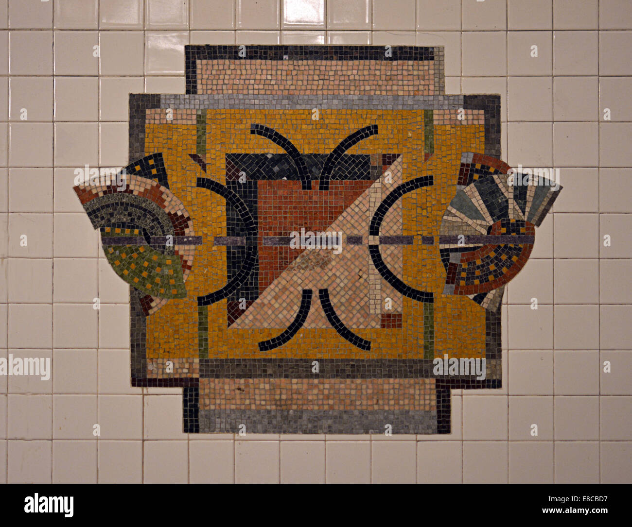 Mosaik Fliesen Dekoration in der East 86th Street u-Bahnstation in New York City Stockfoto