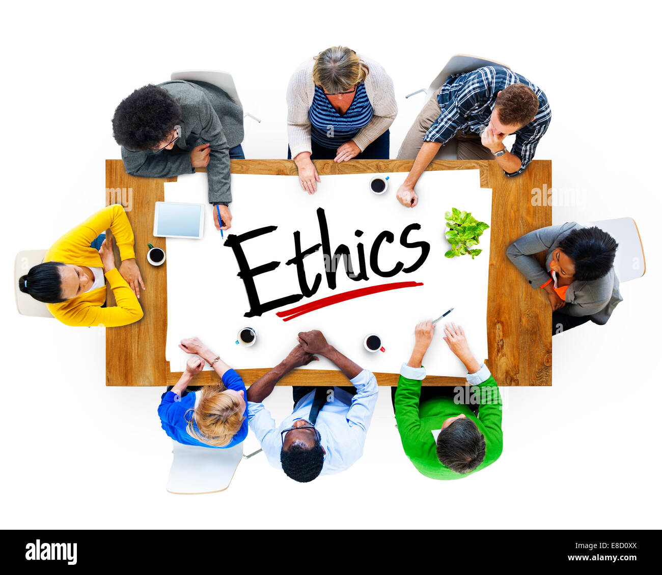 Multiethnische Gruppe von Menschen diskutieren über Ethik Stockfoto