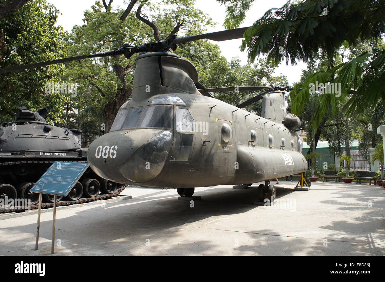 US-Luftwaffe Hubschrauber an War Remnants Museum, Ho-Chi-Minh-Stadt, Vietnam Stockfoto
