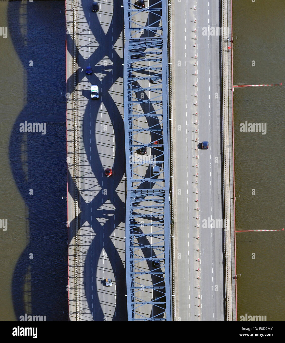 Luftaufnahme, Brücke über die Norderelbe, Hamburg, Deutschland Stockfoto