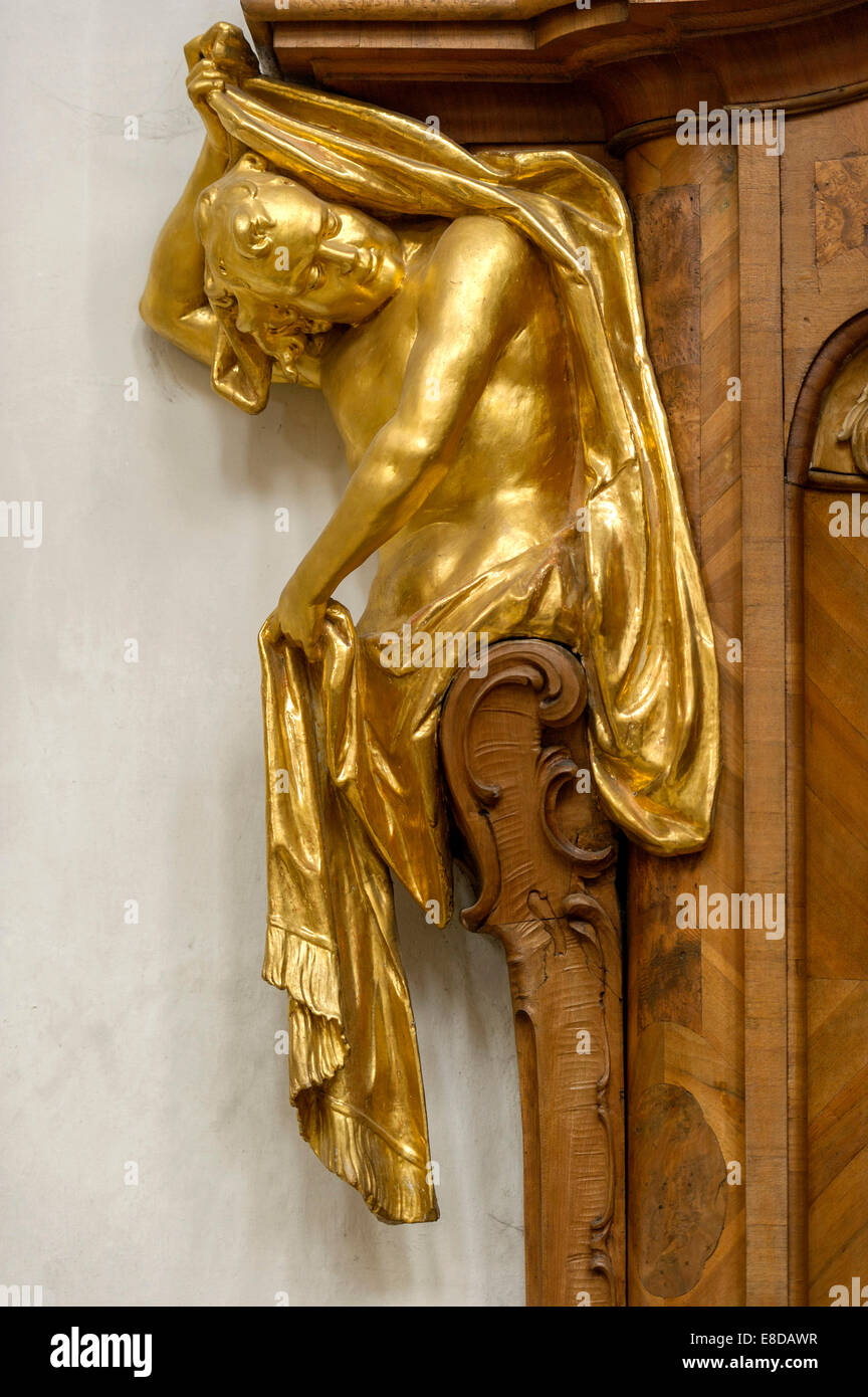 Atlas-Figur in den Beichtstuhl von Bartholomew Zwinck, barocke Kirche St. Maria Himmelfahrt, Ettal Abbey, Ettal Stockfoto