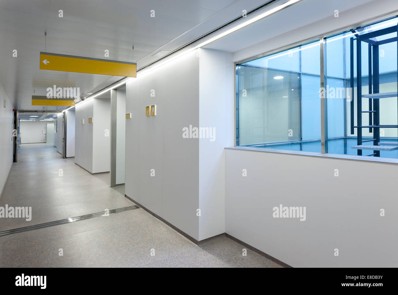 Detail einer Halle in der Notaufnahme eines Krankenhauses. Stockfoto