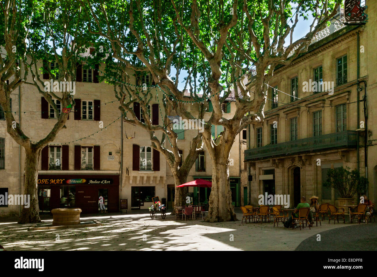Platzieren Sie De La République, Beaucaire, Gard, Languedoc Roussillon, Frankreich Stockfoto