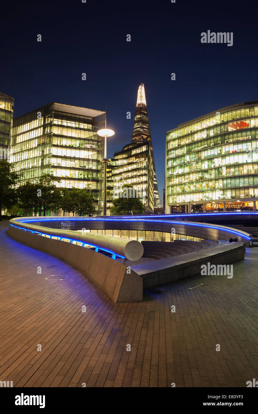 Mehr London Piazza und die Scherbe. London, England, Vereinigtes Königreich Stockfoto