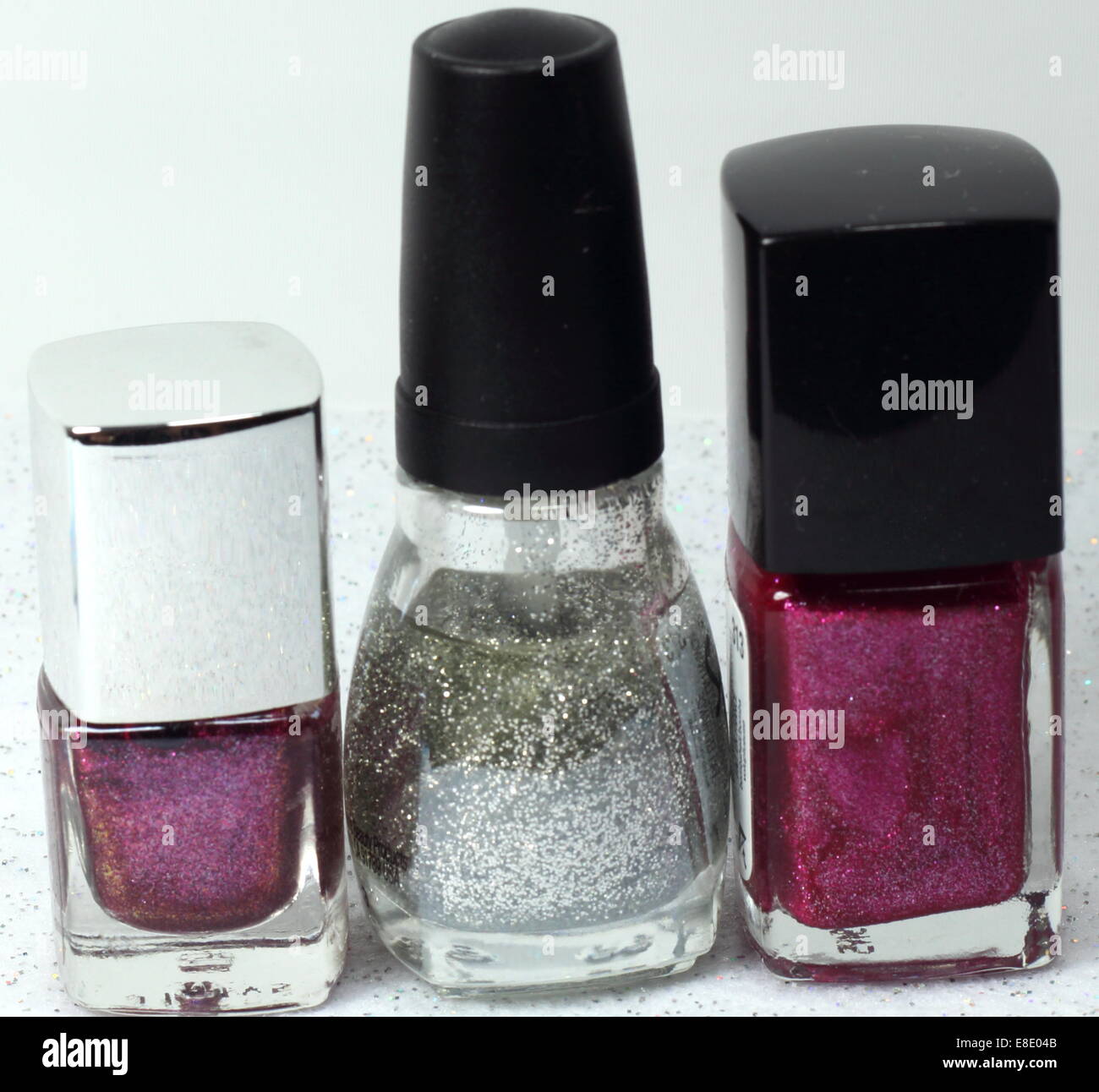 Minkissy 15 Stück Nagellackfläschchen – Mit Bürstenverschluss, Aus Klarglas, Für DIY & Kosmetik