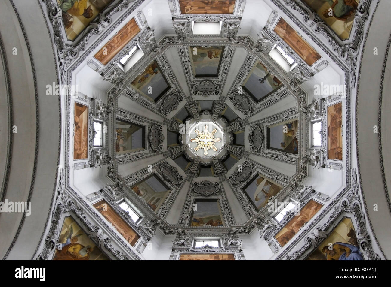 In der Kuppel der Salzburger Dom, Salzburg, Österreich Stockfoto