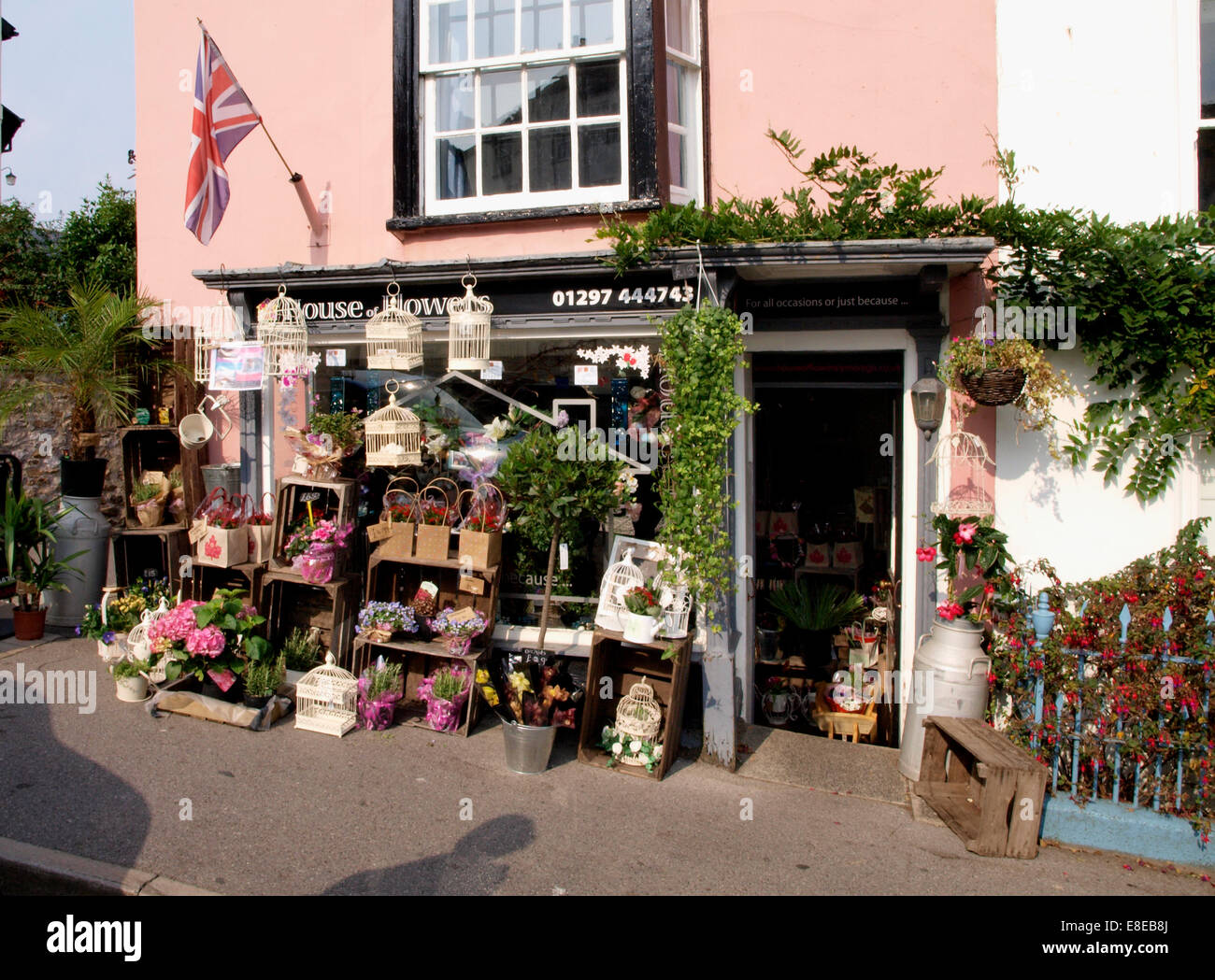 Haus der Howers Blumengeschäft, Lyme Regis, Dorset, Großbritannien Stockfoto