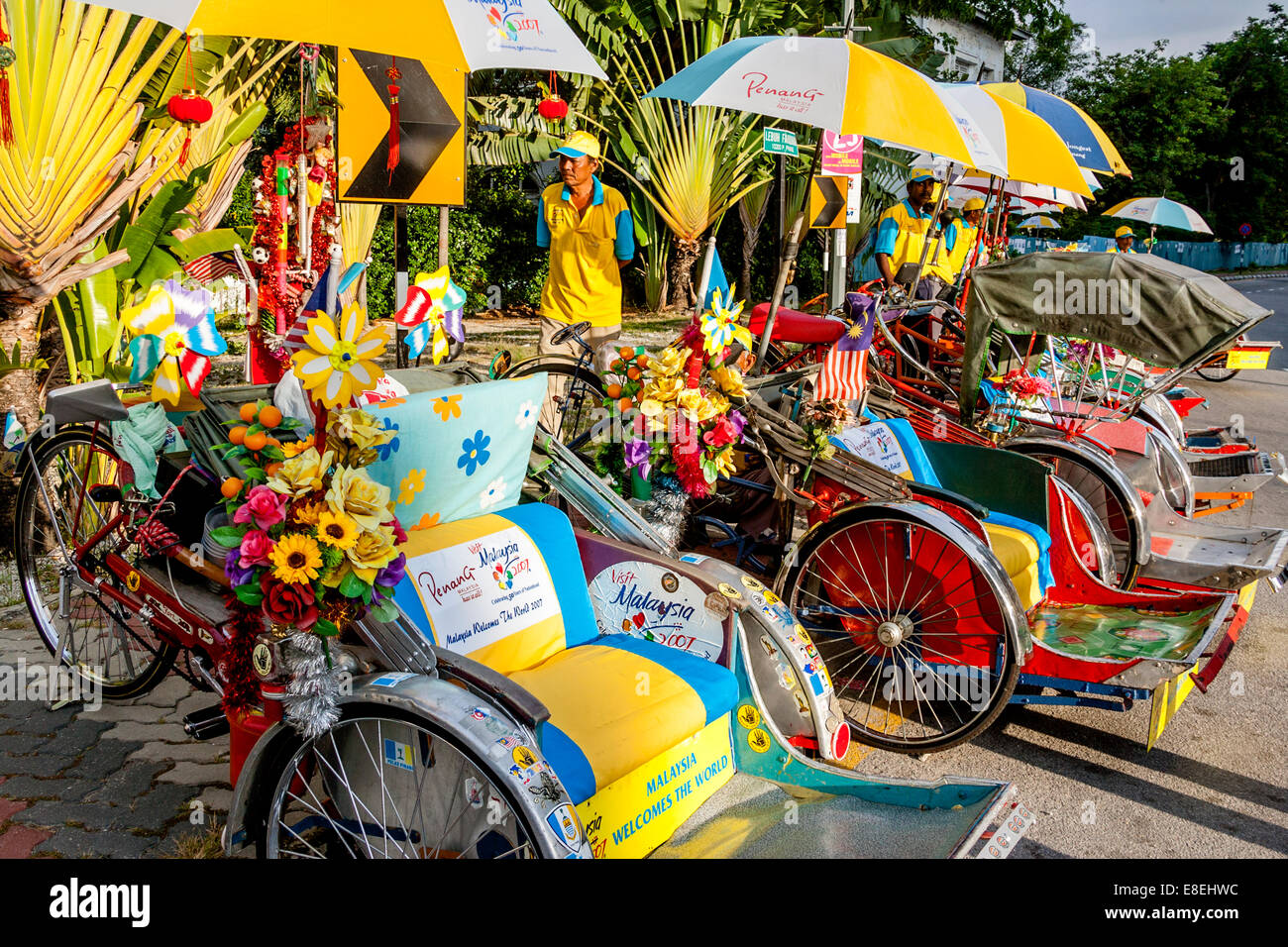 Bunten Rikschas, George Town, Penang, China Stockfoto