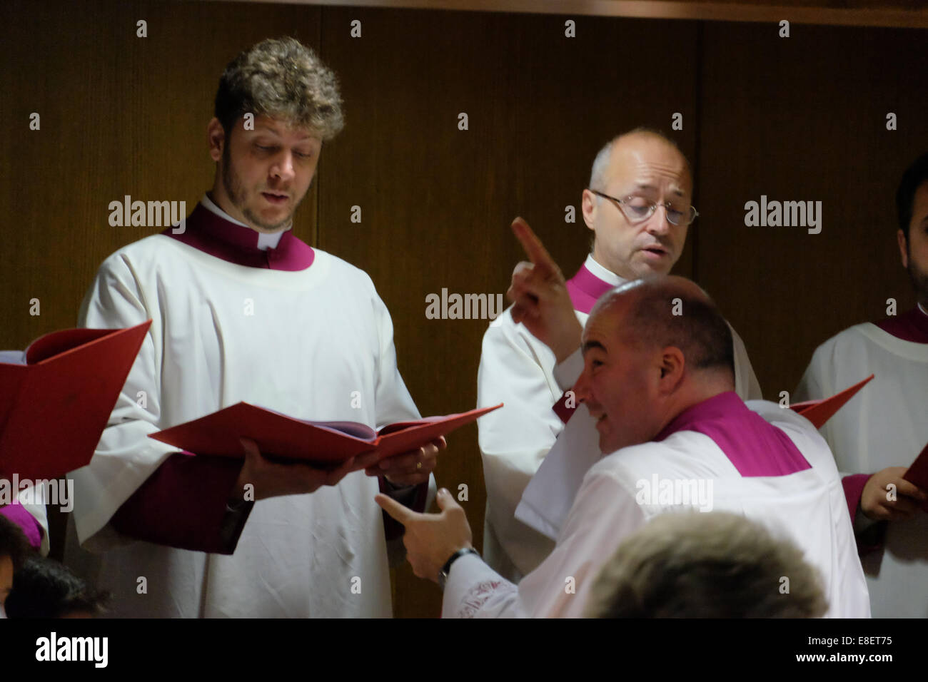 Vatikan-Stadt. 6. Oktober 2014. Kredit-Papst Francis Assist am ersten Tag der Familie Synode, 6. Oktober 2014: wirklich Easy Star/Alamy Live News Stockfoto