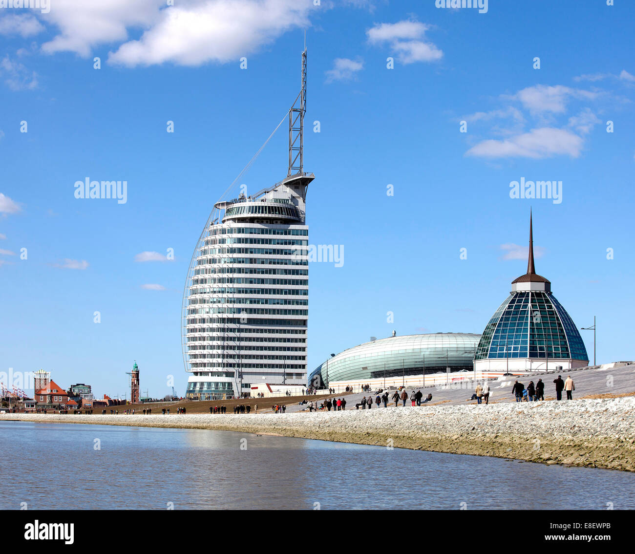 Klima Haus Bremerhaven 8° Ost, Mediterraneo Einkaufszentrum, Hotel Atlantic Sail City, Entwicklungsgebiet der Havenwelten Stockfoto